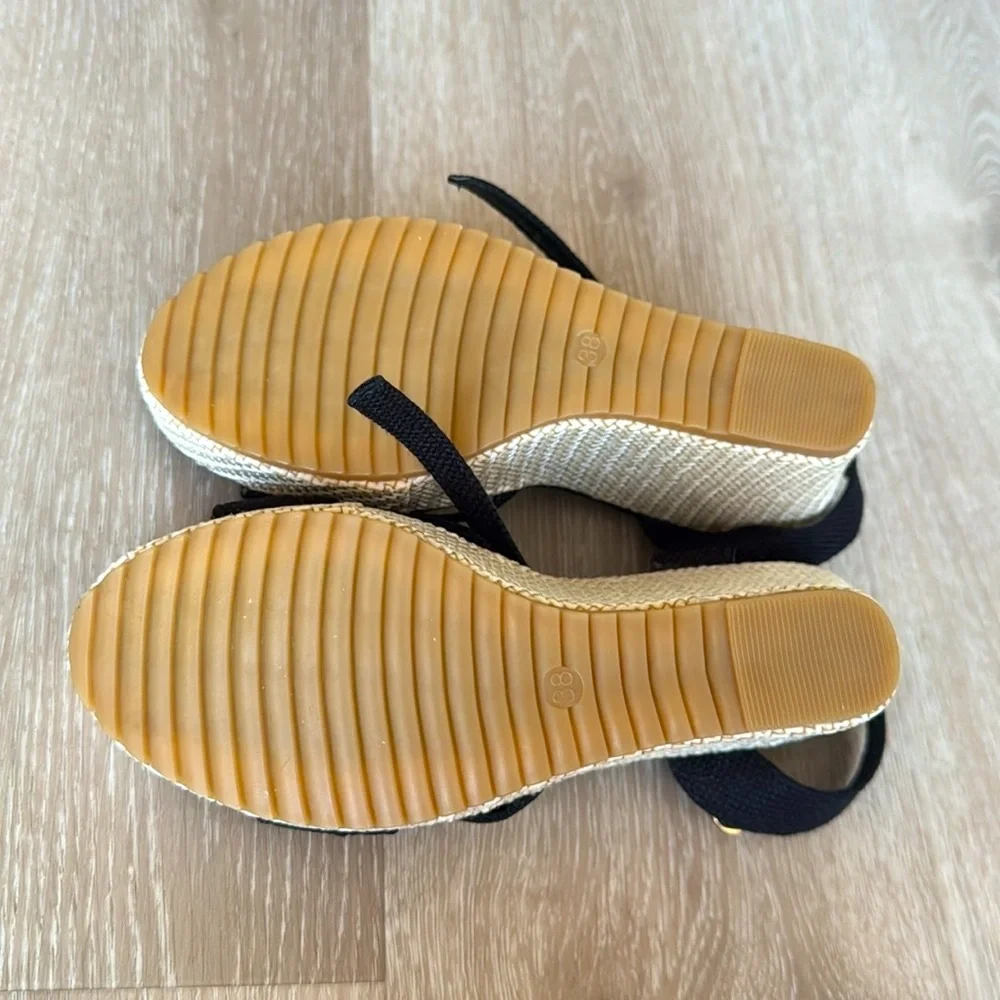 Nivea Black Espadrille Wedge Sandals NEW 🏷️